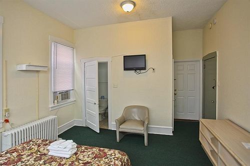 Hotel The Cove 2*