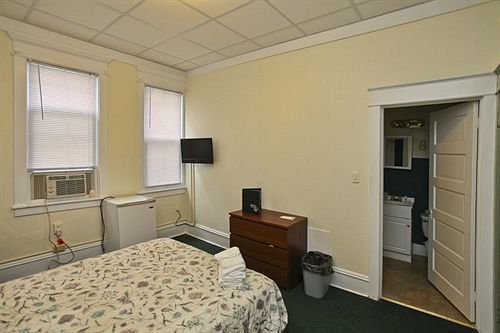 The Cove Hotel 2*