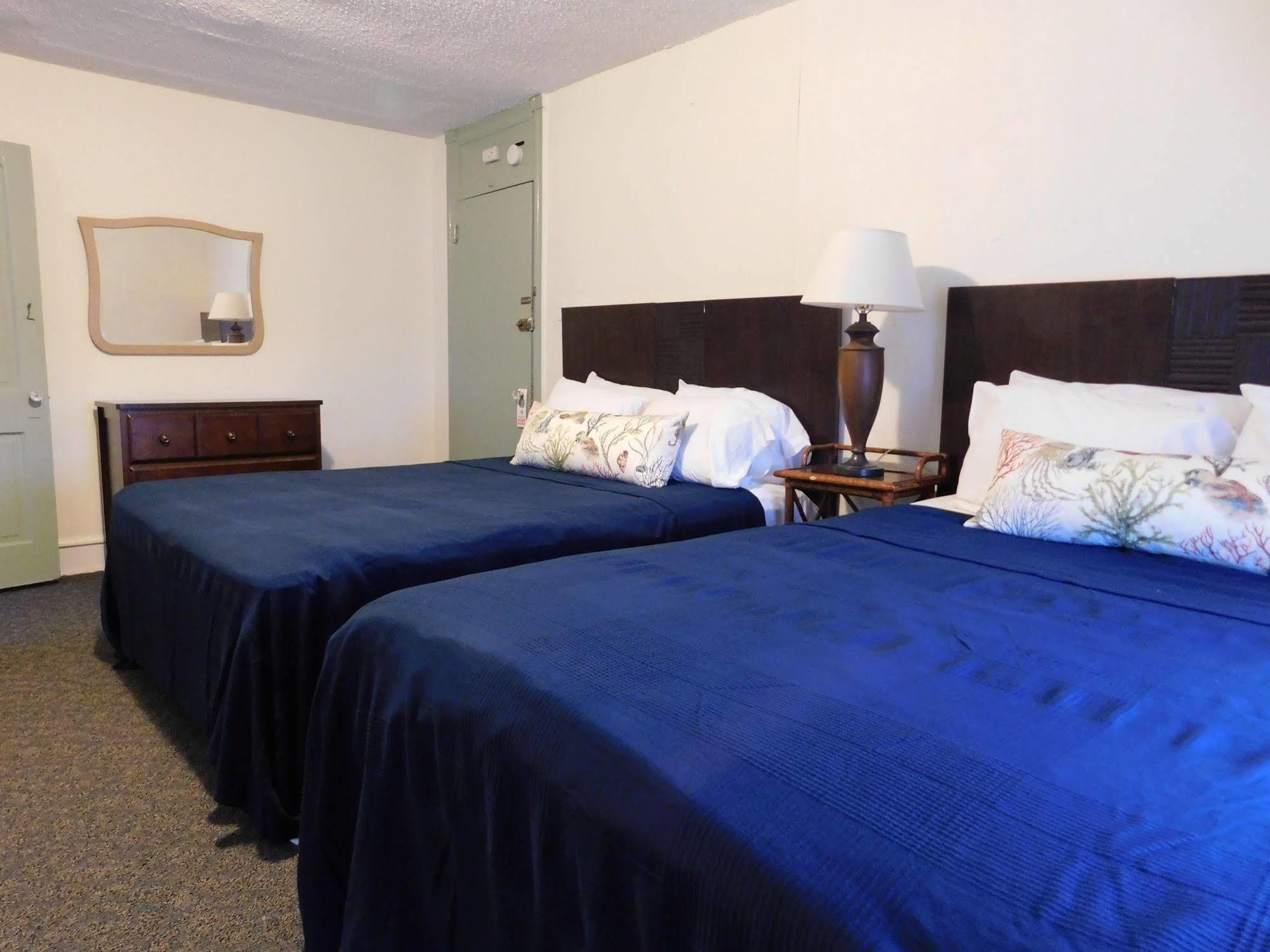 The Cove Hotel 2*